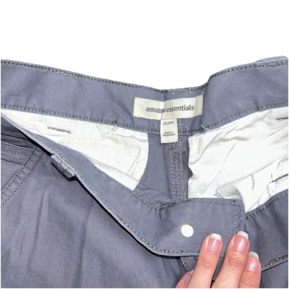 NWT Amazon Essentials Work Wear Cargo Shorts Mens 11" Grey Zip Fly Button Pocket - Picture 3 of 6